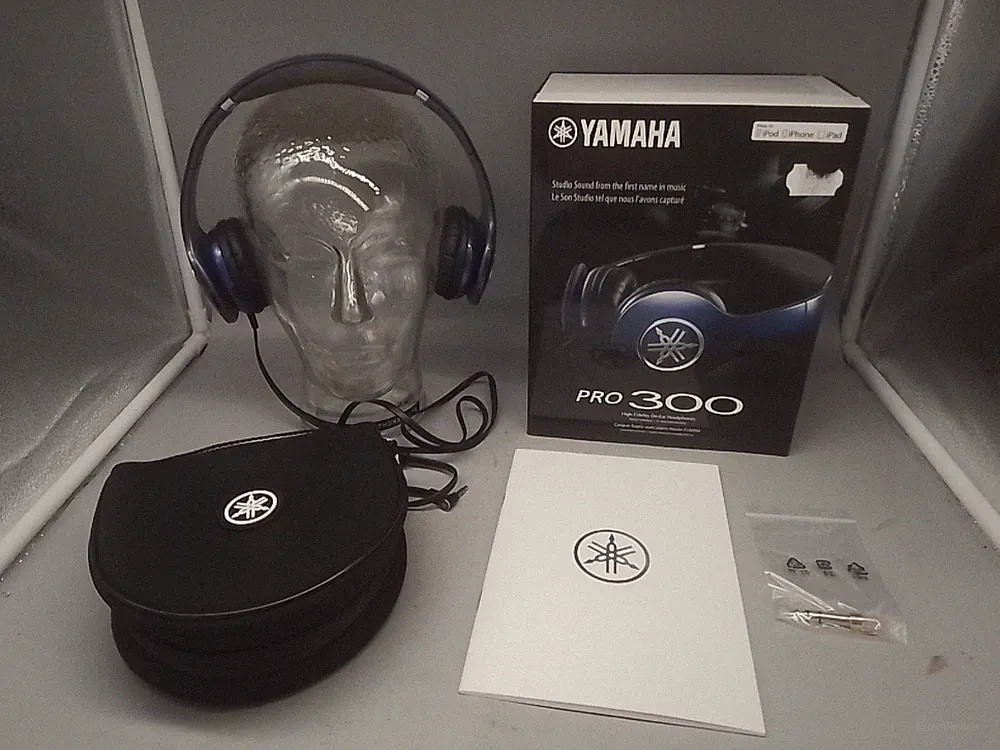 Yamaha High-Fidelity On Ear Headphones,Kopfhörer Pro 300 mit Karton